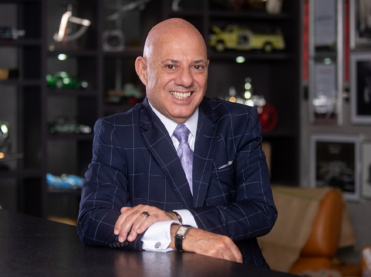 Dr. Roberto Tchirichian